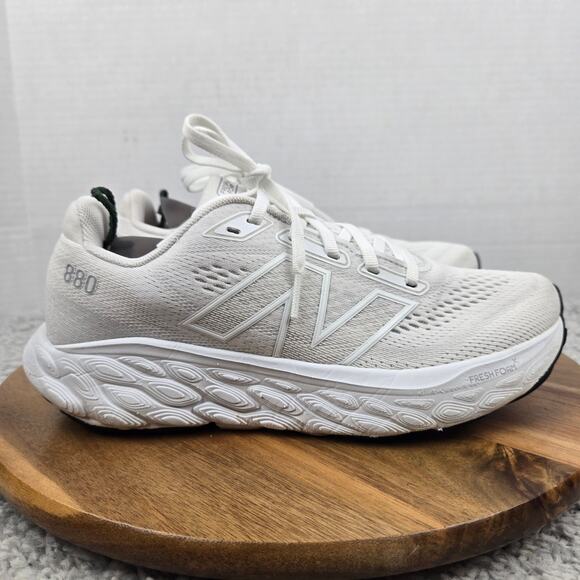 New Balance Women 8B Fresh Foam X 880v14 White Daily Gym Road Running Shoe - Picture 3 of 12